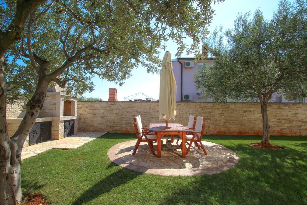 Casa Rafael 1 Apartment Novigrad  Exterior photo